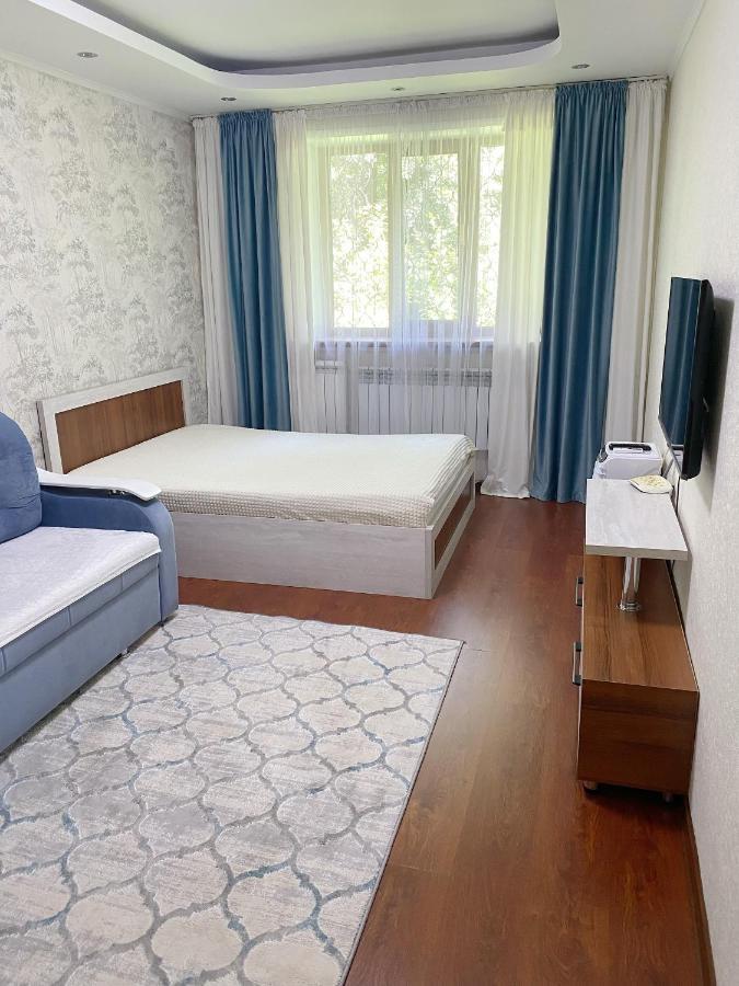 Апартаменты Аэропорт Almaty Ngoại thất bức ảnh
