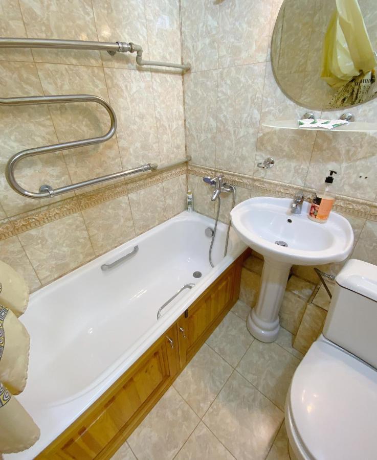 Апартаменты Аэропорт Almaty Ngoại thất bức ảnh